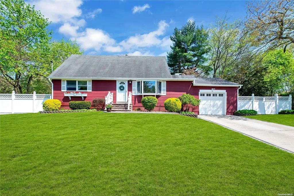 18 Lehigh Avenue Centereach NY 11720