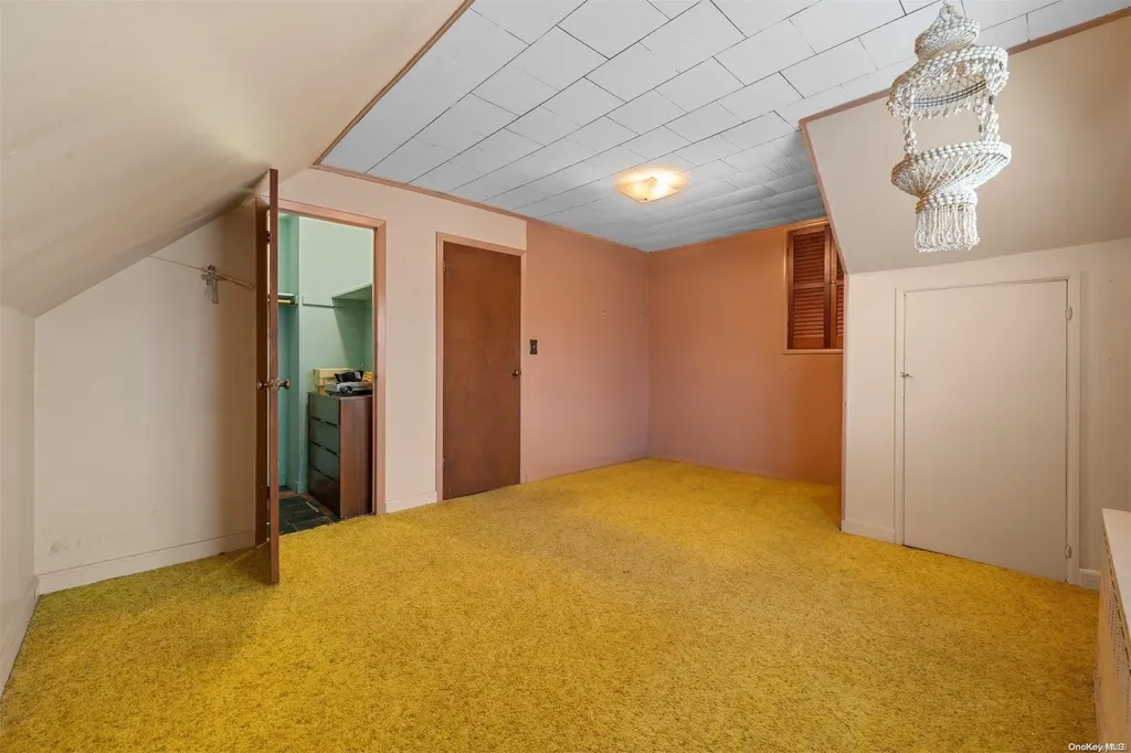154-43 25th Drive Flushing NY 11354