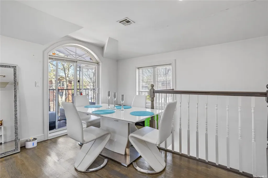 158-36 77th Road Fresh Meadows NY 11366