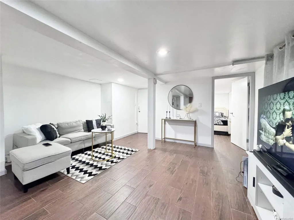 9125 85th Avenue Woodhaven NY 11421