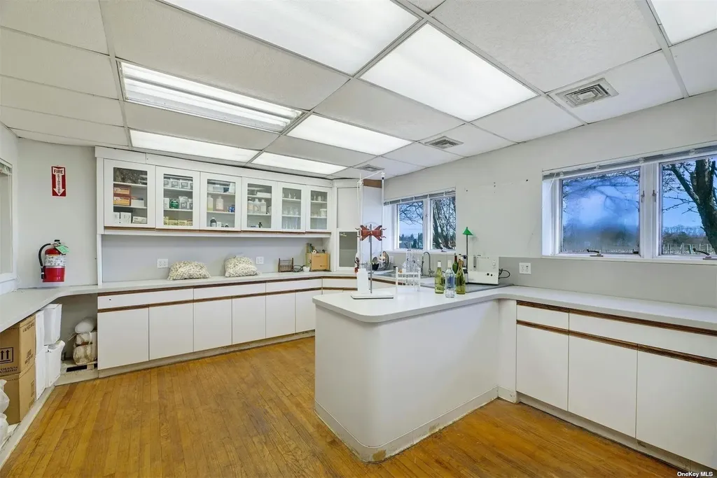 18910 Middle Road Cutchogue NY 11935