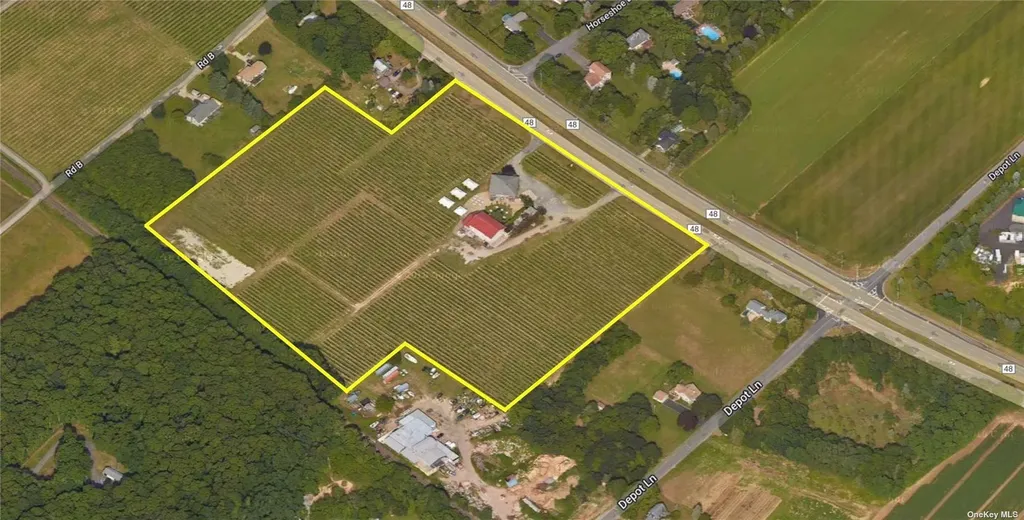 18910 Middle Road Cutchogue NY 11935