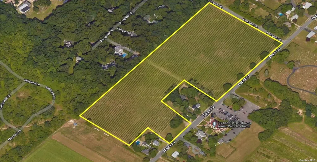 18910 Middle Road Cutchogue NY 11935