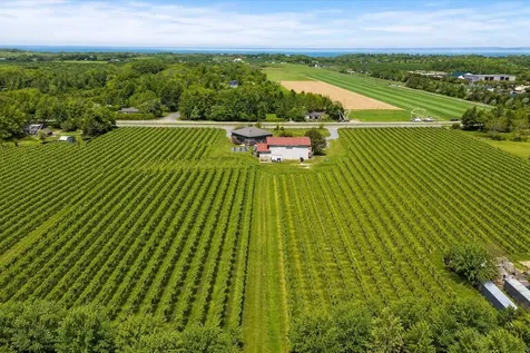 18910 Middle Road Cutchogue NY 11935