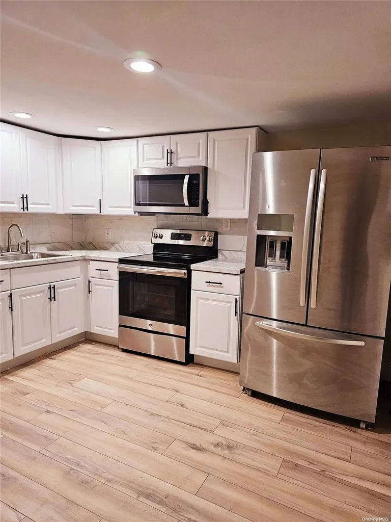 2 Henry Place Patchogue NY 11772