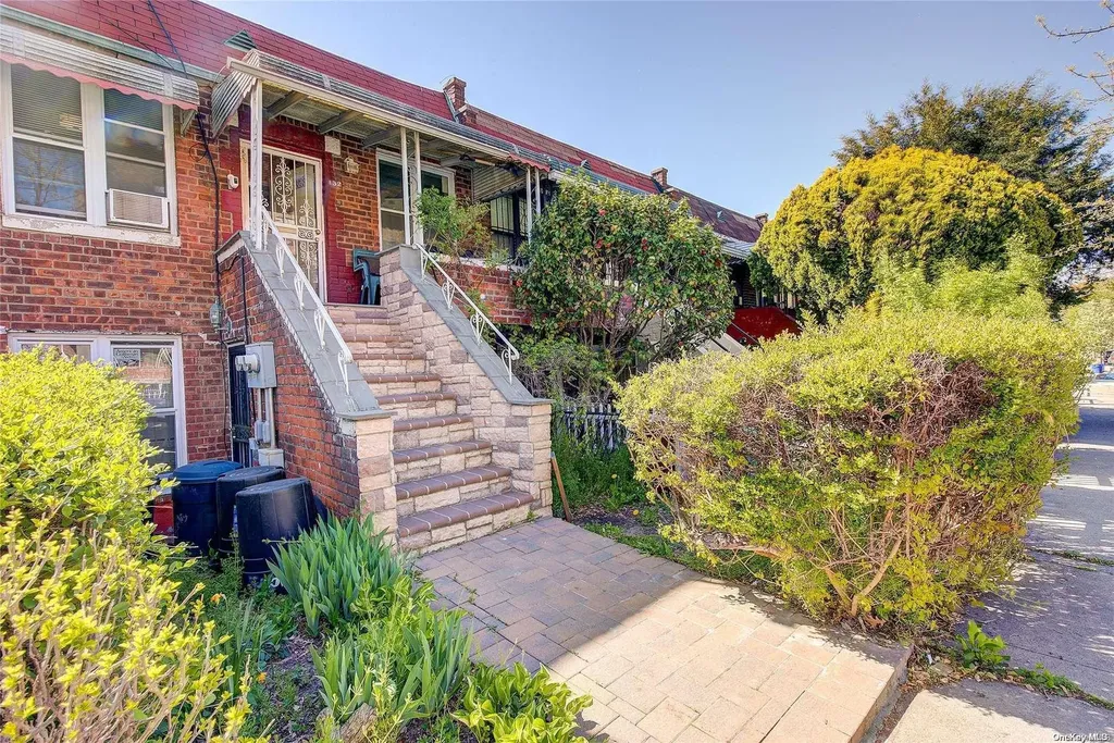 132 E 46th Street Brooklyn NY 11203