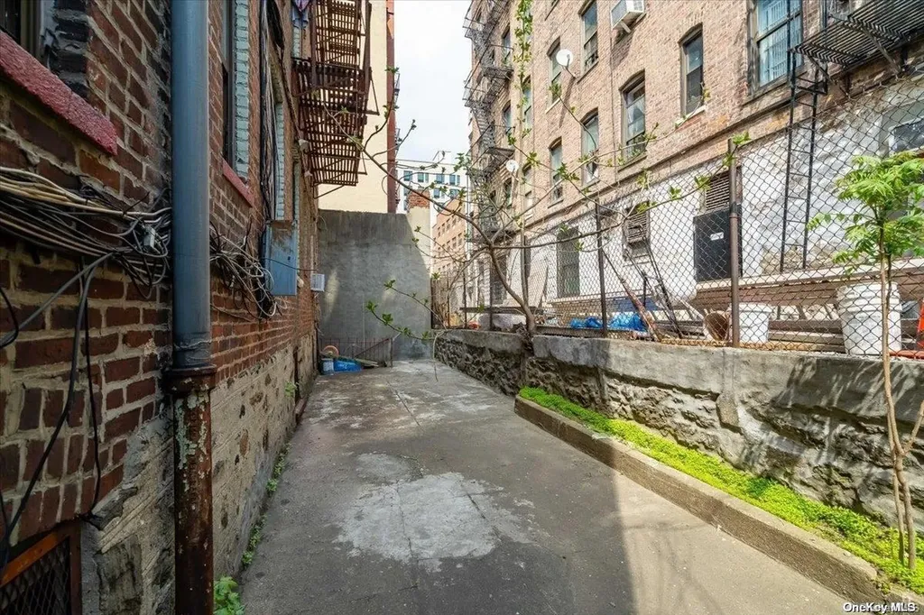 2466/2468 Beaumont Avenue Bronx NY 10458