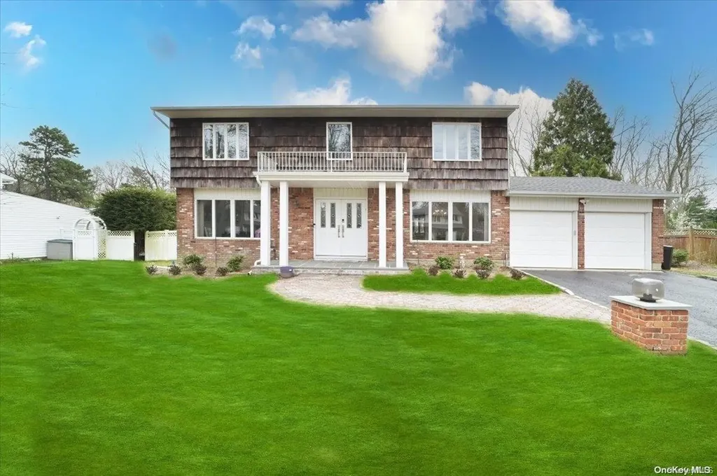 7 Peppermill Court Commack NY 11725