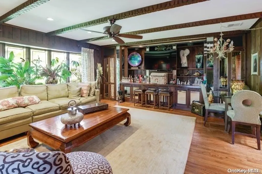 11 Hedgerow Lane Jericho NY 11753