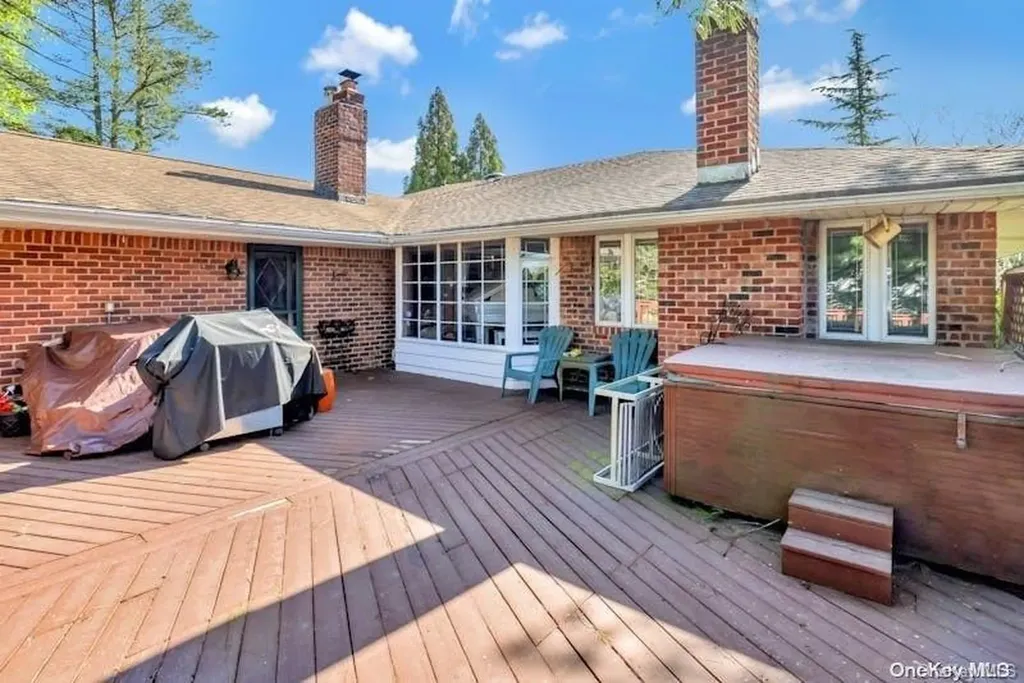 11 Hedgerow Lane Jericho NY 11753