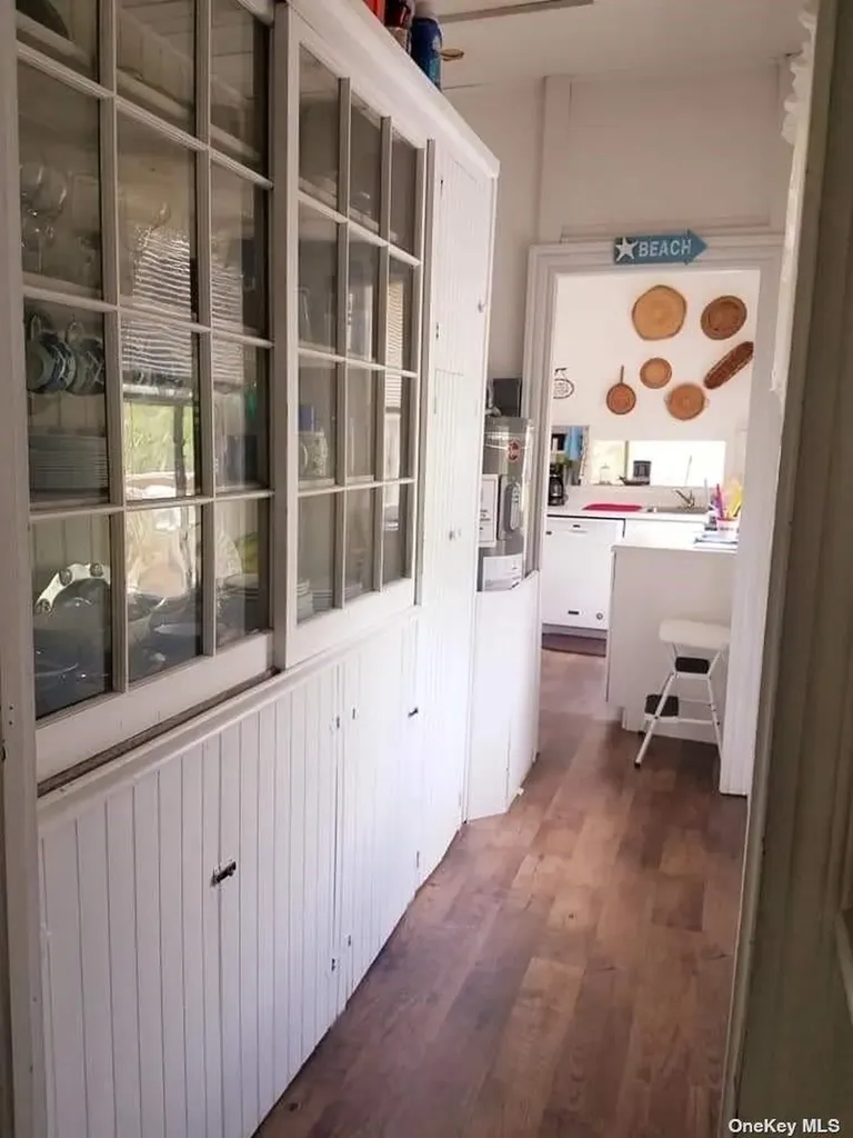 276 Cottage Walk Ocean Beach NY 11770