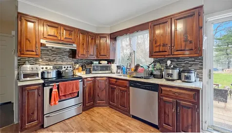 5 Circle Court Farmingville NY 11738