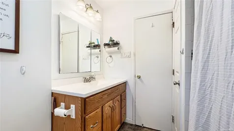 5 Circle Court Farmingville NY 11738