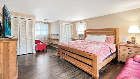 5 Circle Court Farmingville NY 11738