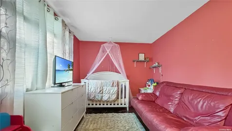 5 Circle Court Farmingville NY 11738