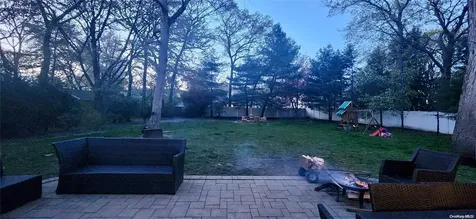 5 Circle Court Farmingville NY 11738