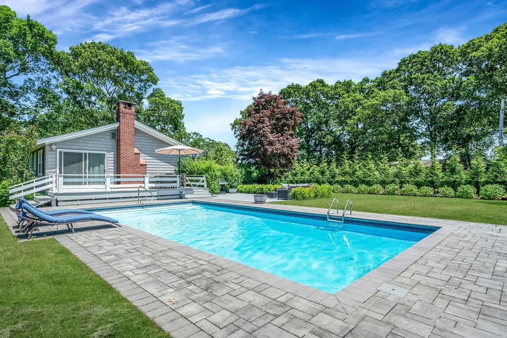 3 Crestview Drive Remsenburg NY 11960