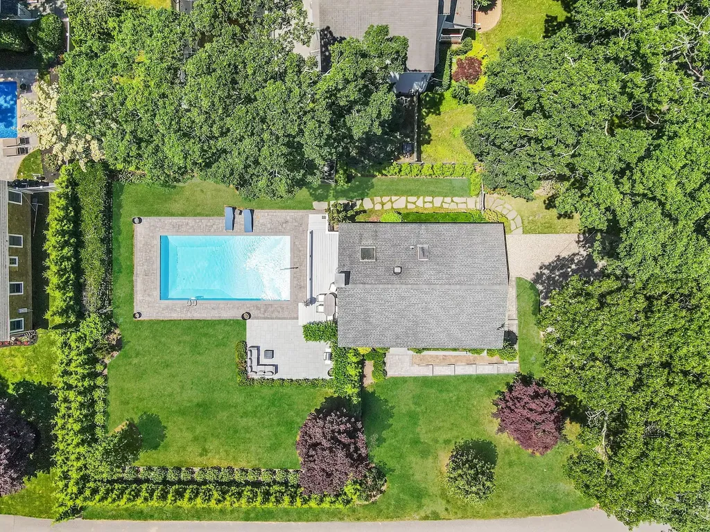 3 Crestview Drive Remsenburg NY 11960
