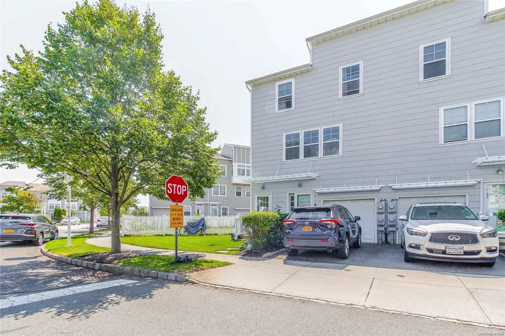 7201 Catamaran Way Arverne NY 11692