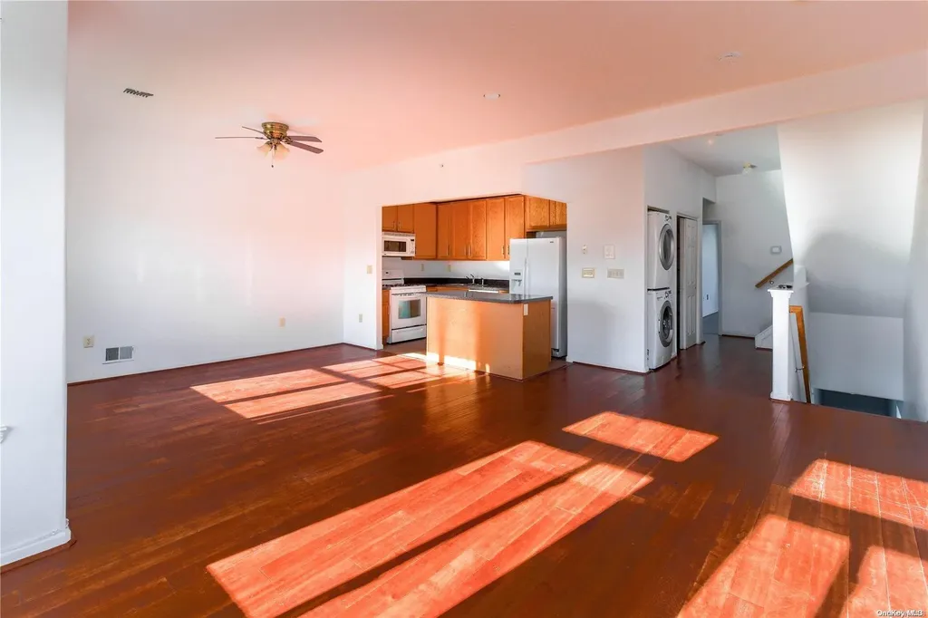 7201 Catamaran Way Arverne NY 11692