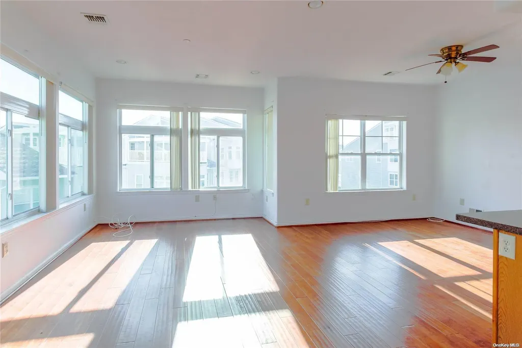 7201 Catamaran Way Arverne NY 11692