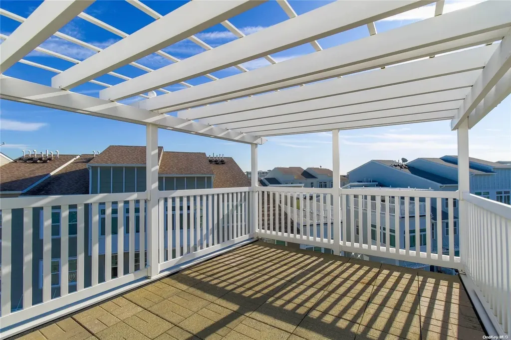 7201 Catamaran Way Arverne NY 11692
