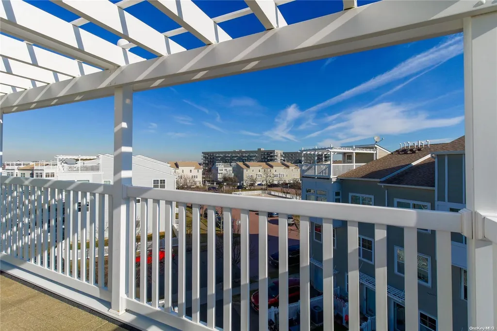 7201 Catamaran Way Arverne NY 11692