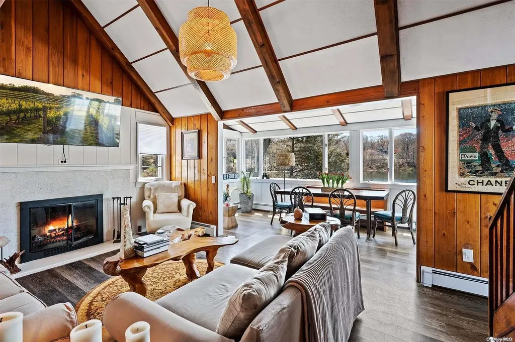 2 Doris Lane Southampton NY 11968