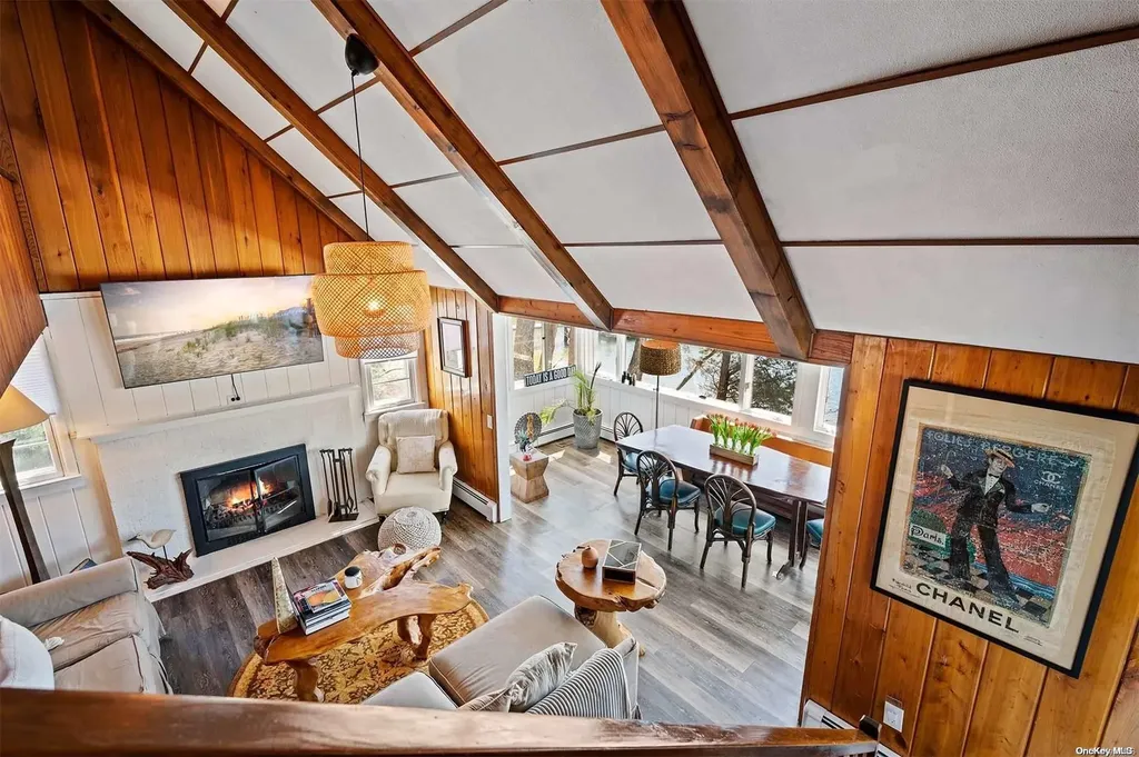 2 Doris Lane Southampton NY 11968