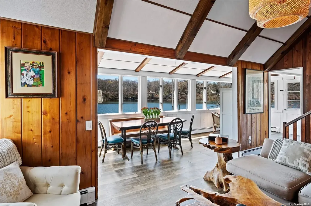 2 Doris Lane Southampton NY 11968