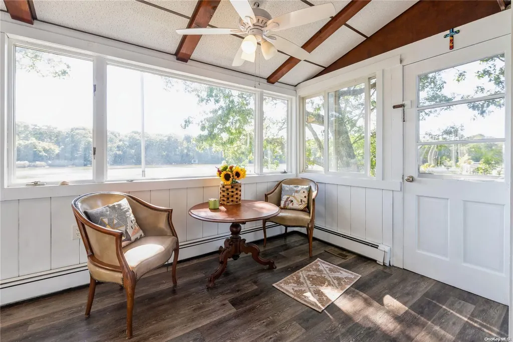 2 Doris Lane Southampton NY 11968