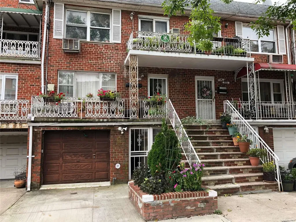 1458 E. 86th Street Canarsie NY 11236