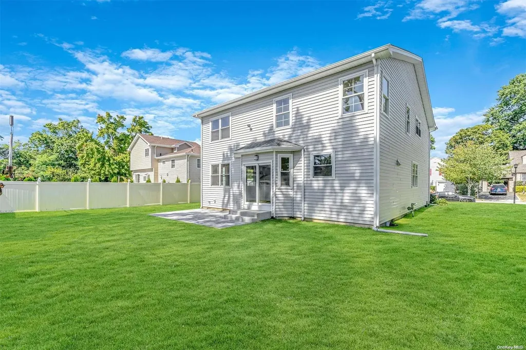 3748 Marilyn Drive Seaford NY 11783