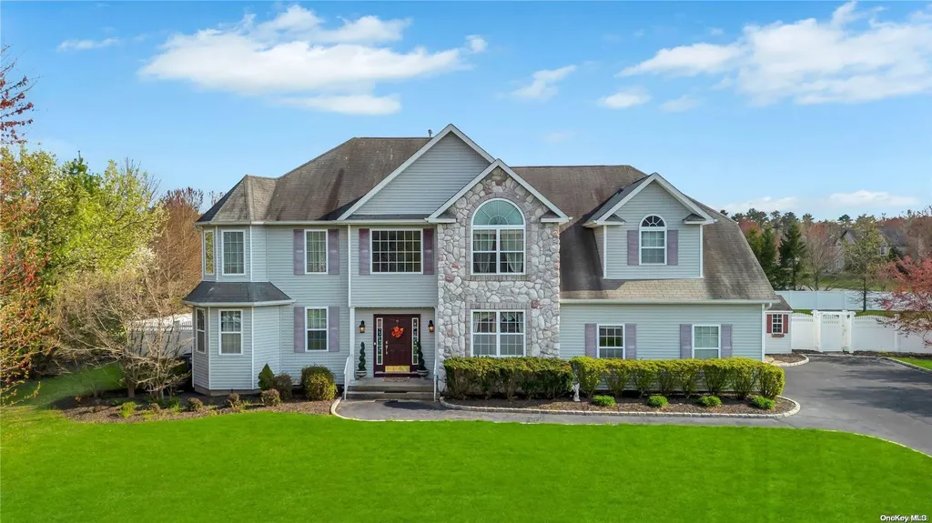 9 Monticello Drive Shoreham NY 11786