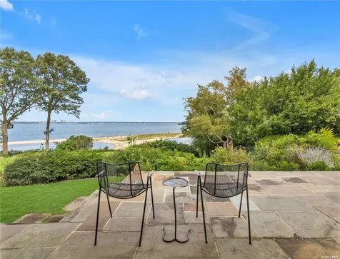120 West Creek Farms Road Sands Point NY 11050