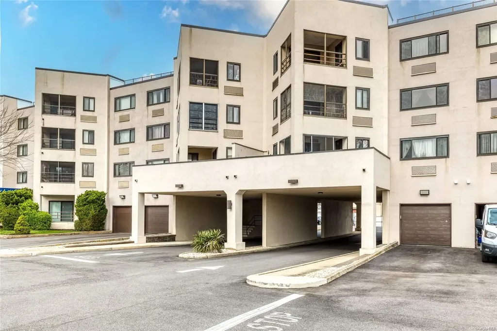 725 Miller Avenue Freeport NY 11520