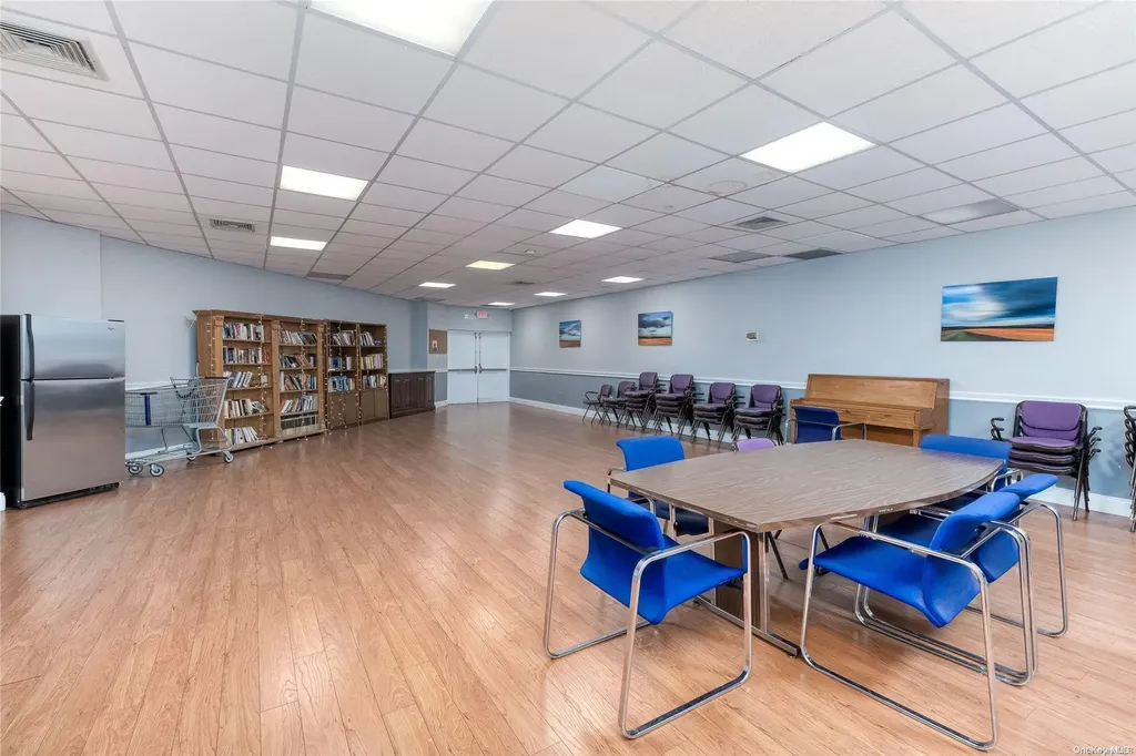 725 Miller Avenue Freeport NY 11520