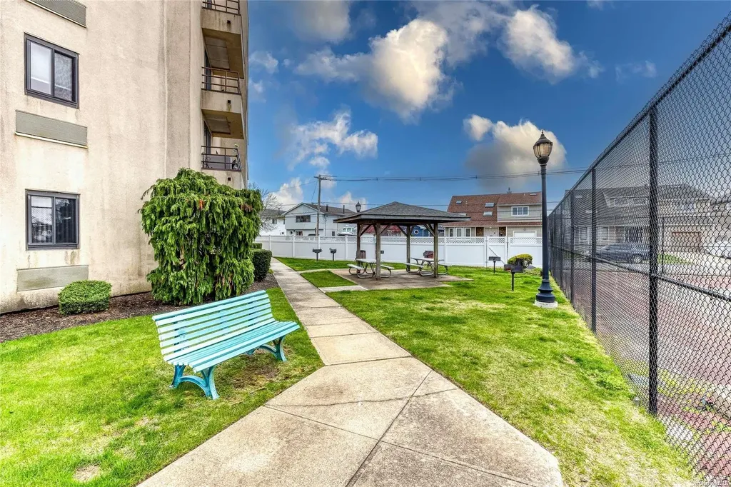 725 Miller Avenue Freeport NY 11520