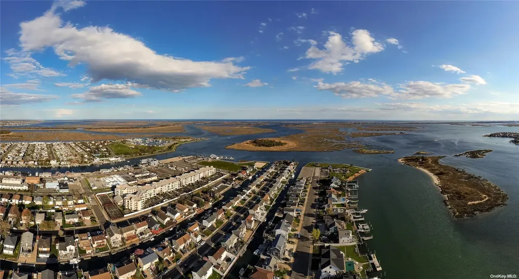 725 Miller Avenue Freeport NY 11520