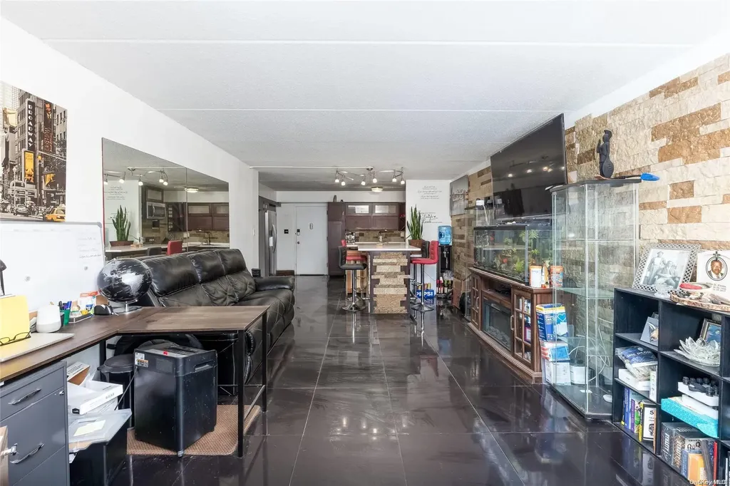 725 Miller Avenue Freeport NY 11520