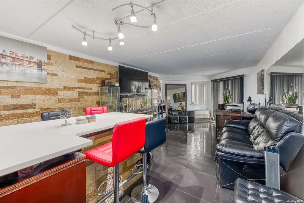 725 Miller Avenue Freeport NY 11520