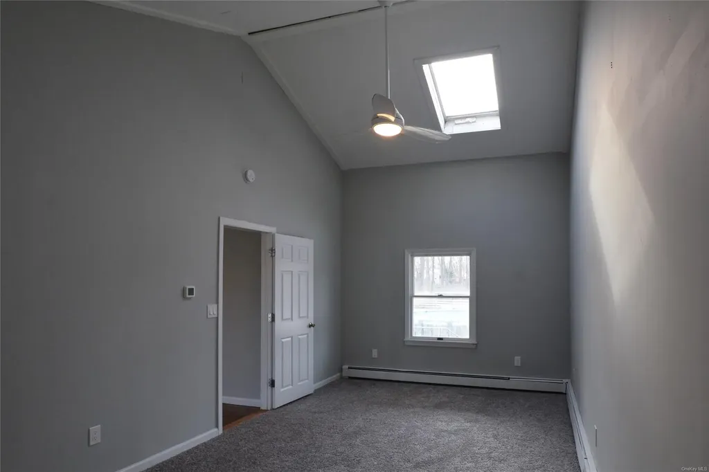 22 Sunset Drive Shirley NY 11967