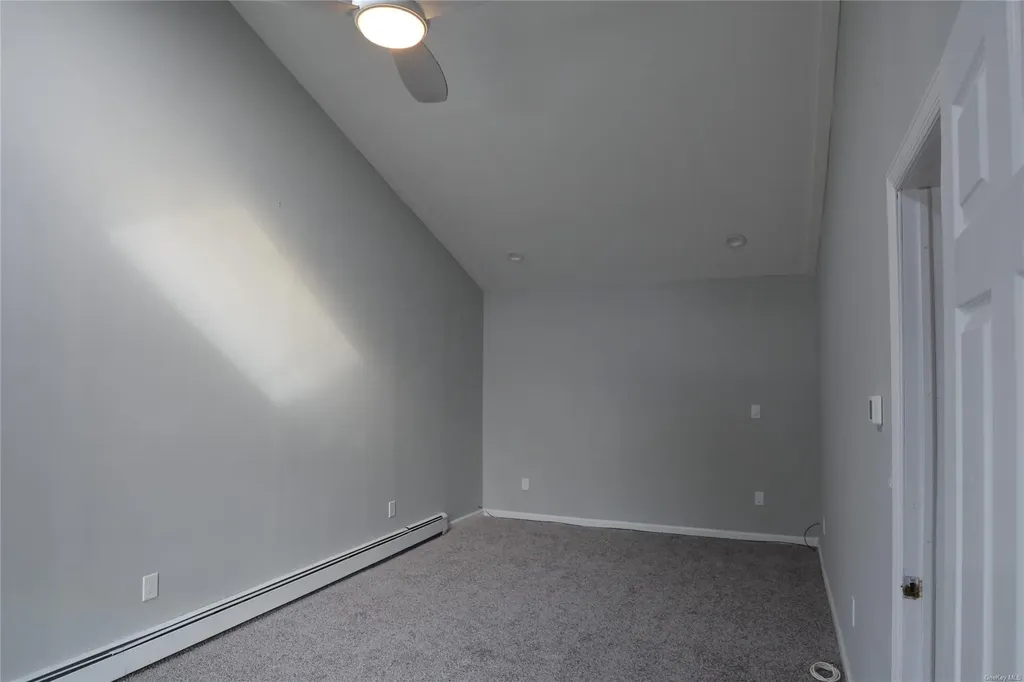 22 Sunset Drive Shirley NY 11967