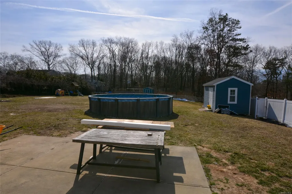 22 Sunset Drive Shirley NY 11967