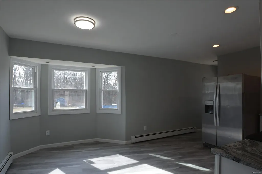 22 Sunset Drive Shirley NY 11967