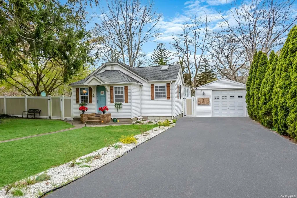 60 Lynbrook Drive Sound Beach NY 11789