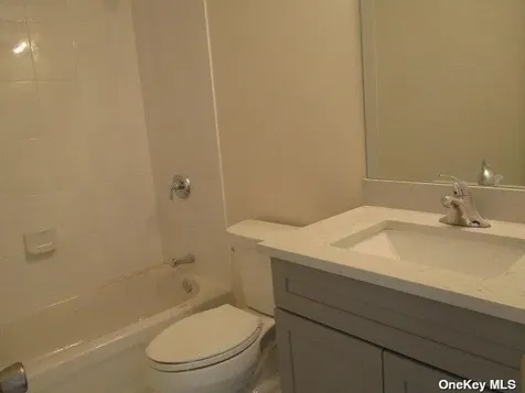 427 Macdonald Avenue Bellport NY 11713