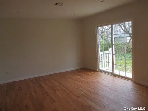 427 Macdonald Avenue Bellport NY 11713