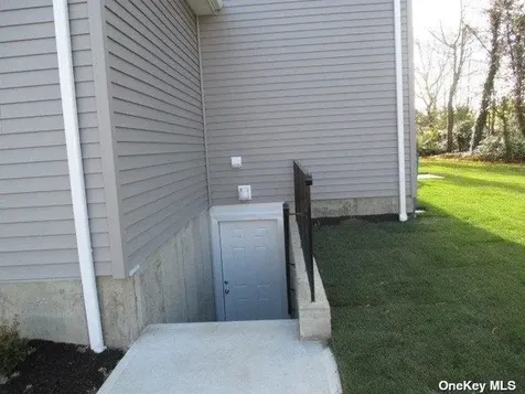 427 Macdonald Avenue Bellport NY 11713