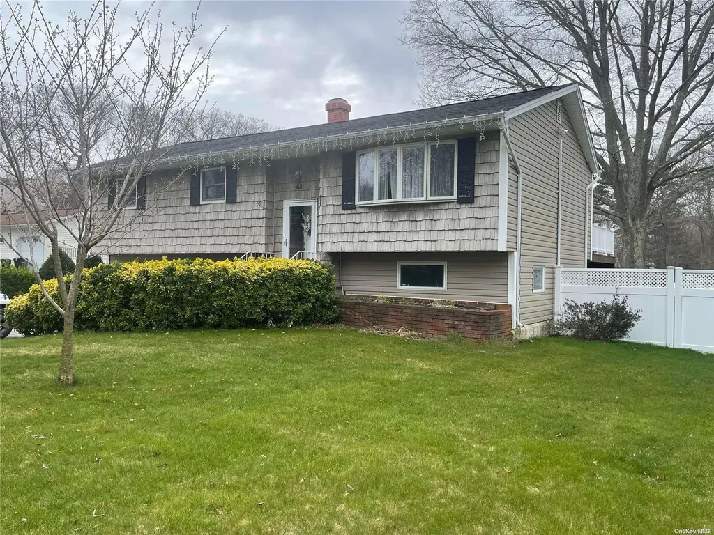 68 Dare Road Selden NY 11784
